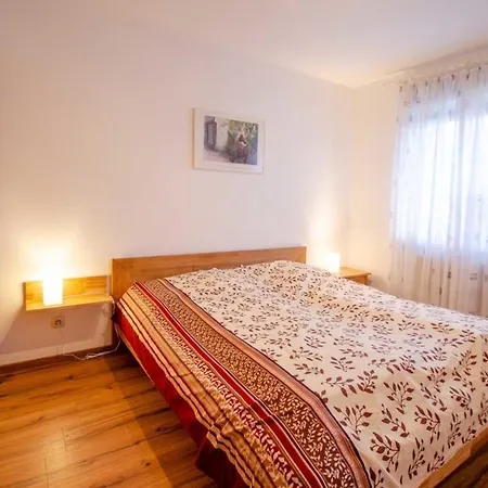 Apartment Stueber Nr 2 *